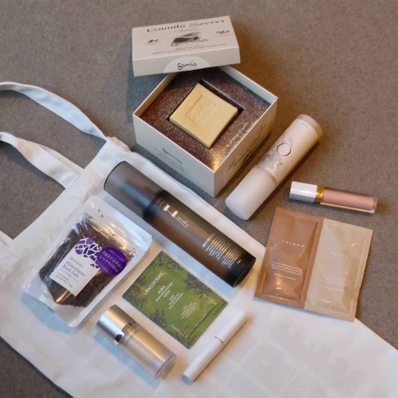 ＜コスメキッチン・コスメキッチン ビューティー＞毎年人気の福袋が今年も登場！ベストセラーを集めた福袋「2023 ラッキーバッグ」が数量限定発売！のサブ画像5_2023 Cosme Kitchen BEAUTY ラッキーバッグ