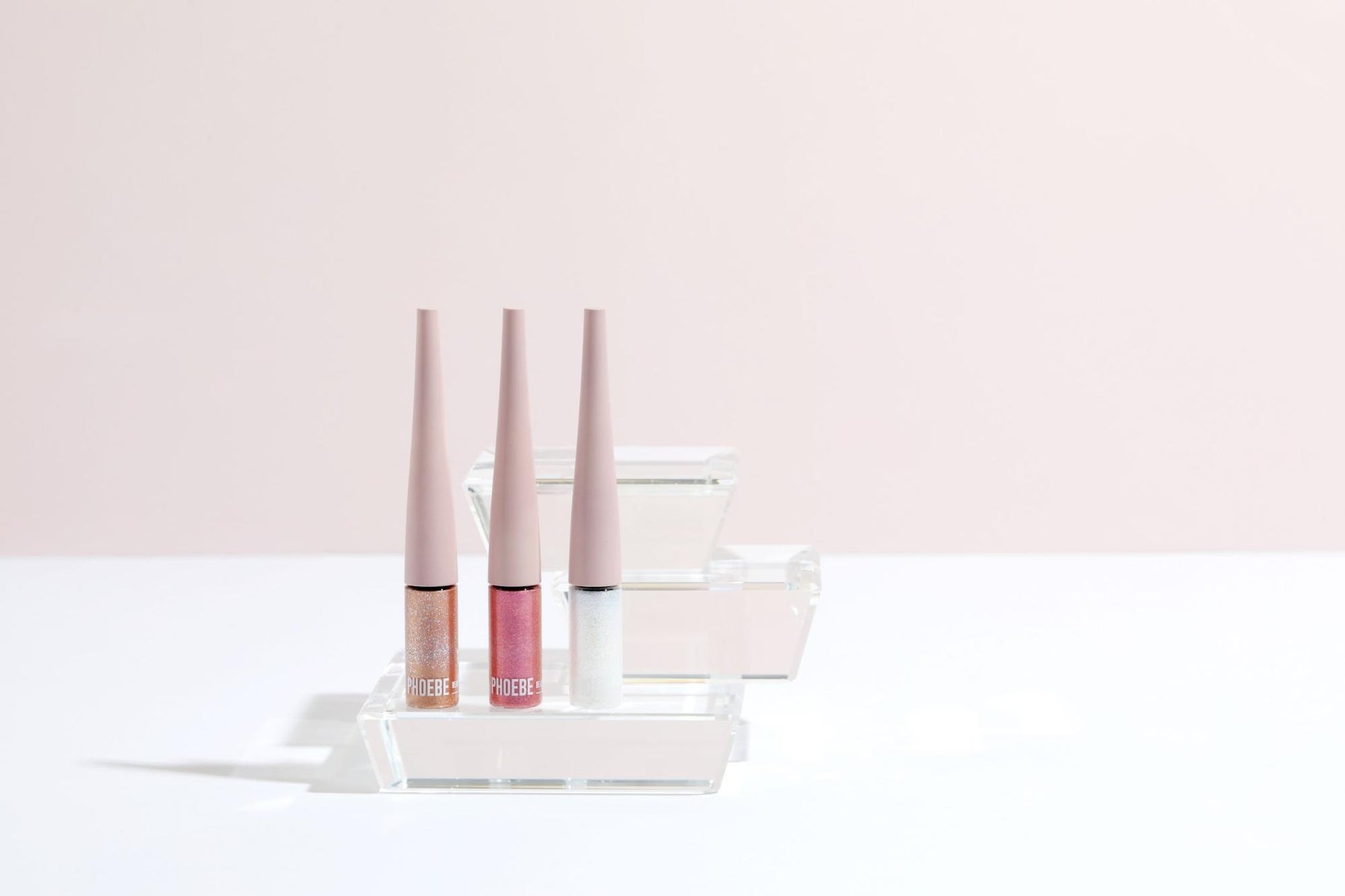 「PHOEBE BEAUTY UP」から新作アイテムの発売！新色の美容液マスカラ、グリッター、プレミアムまつ毛美容液など、目元のケアからメイクまでが楽しめる3アイテムを発売。のサブ画像4