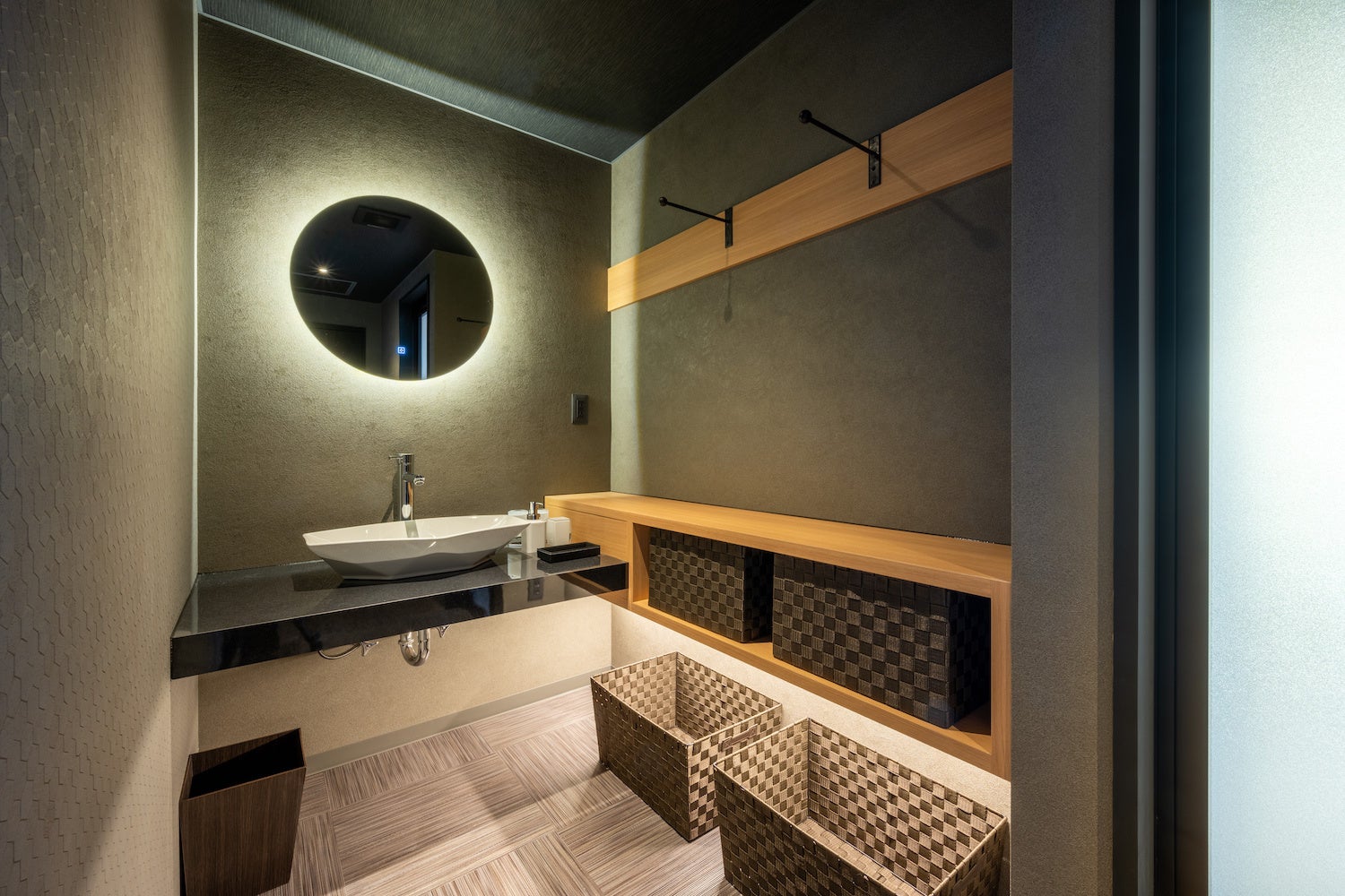 ECサイト「水曜日の小野川温泉」開設を記念し、29日よりサウナハットプレゼントキャンペーン。のサブ画像4_サウナ　脱衣室