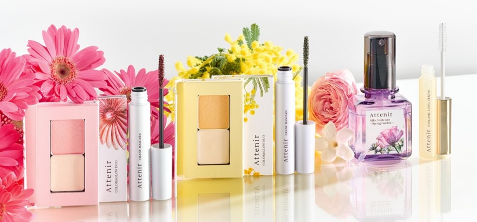 「花色美艶メイク」で大人女性の目もとに上品さと華やかさを。2023年『春限定メイク』2023年2月16日(木) 数量限定発売のメイン画像