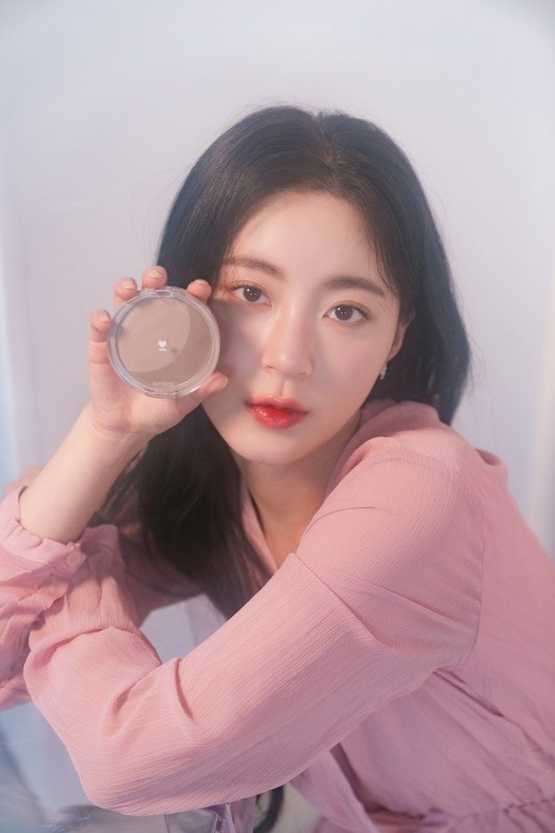 【rom＆nd(ロムアンド)】2色の三日月型パレットで自分好みのシェーディングが作れる「ベターザンシェイプ」の日本限定色が新発売！のサブ画像2