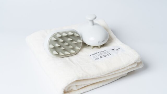 シリーズ累計販売100万本突破の人気ブランド【Promille】より新商品『プロミルカルテスキャルプマッサージャー』『プロミルタオル』12月21日(水)先行発売開始のメイン画像