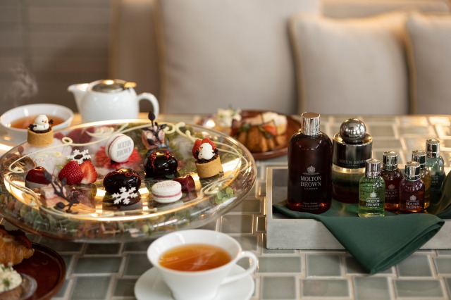 大阪・堂島浜のホテルZentis Osakaとコラボレーション　モルトンブラウンのフレグランスをイメージしたバレンタイン限定スイーツ＆カクテル　2023年2月１日（水）～2月28日（火）のメイン画像