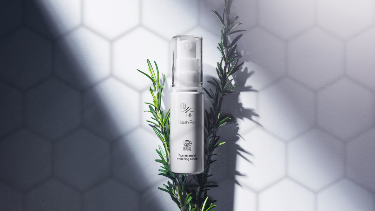 HONEY ROA(ハニーロア)のホワイトニングセラムをご購入でノベルティをプレゼント。2023年2月1日(水)から数量限定で開始。のメイン画像