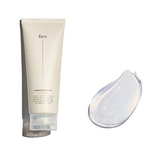 山中美智子による美しく時を重ねるスキンケアブランド〈favs〉より、どこまでもやさしいうるおいで包み込むようにメイクをオフする、みずみずしいクレンジングジェルを発売いたします。のサブ画像2