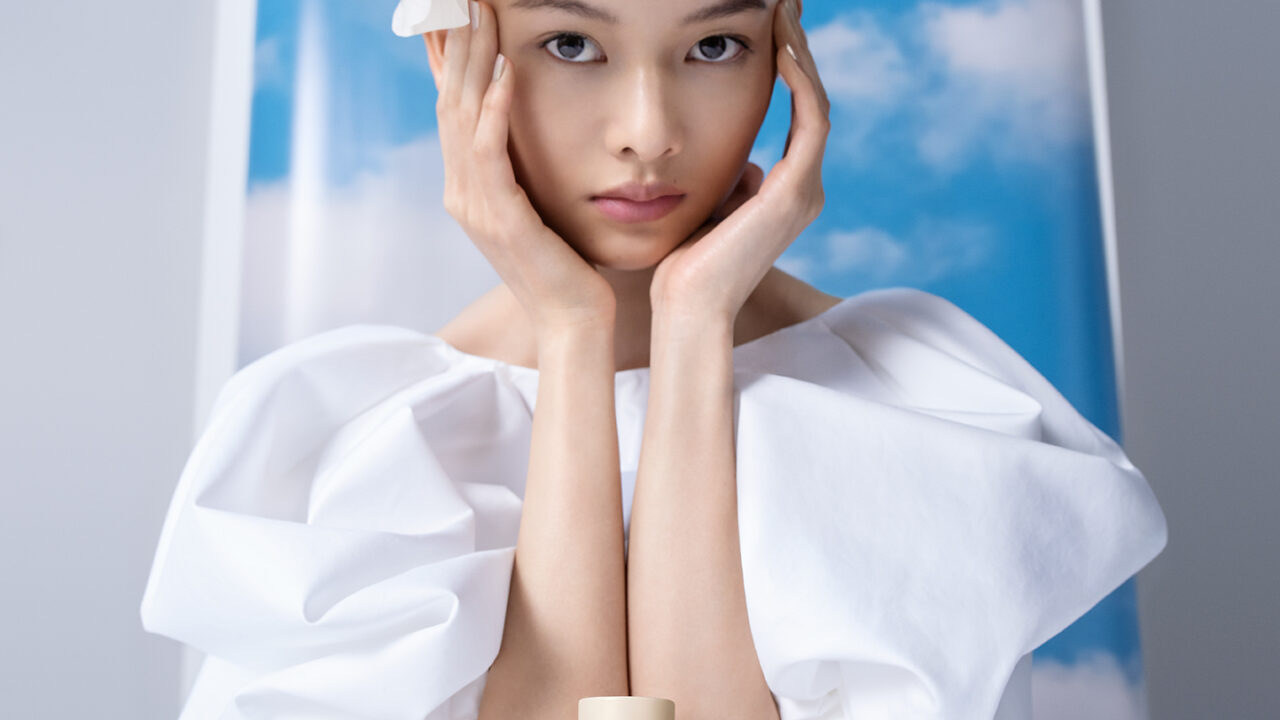 【M·A·C 】様々な肌に触れ、メイク最前線をリードするM·A·Cメイクアップアーティストからの支持を獲得したスキンケアライン ハイパー リアル コレクションが、2023年1月5日新発売のメイン画像