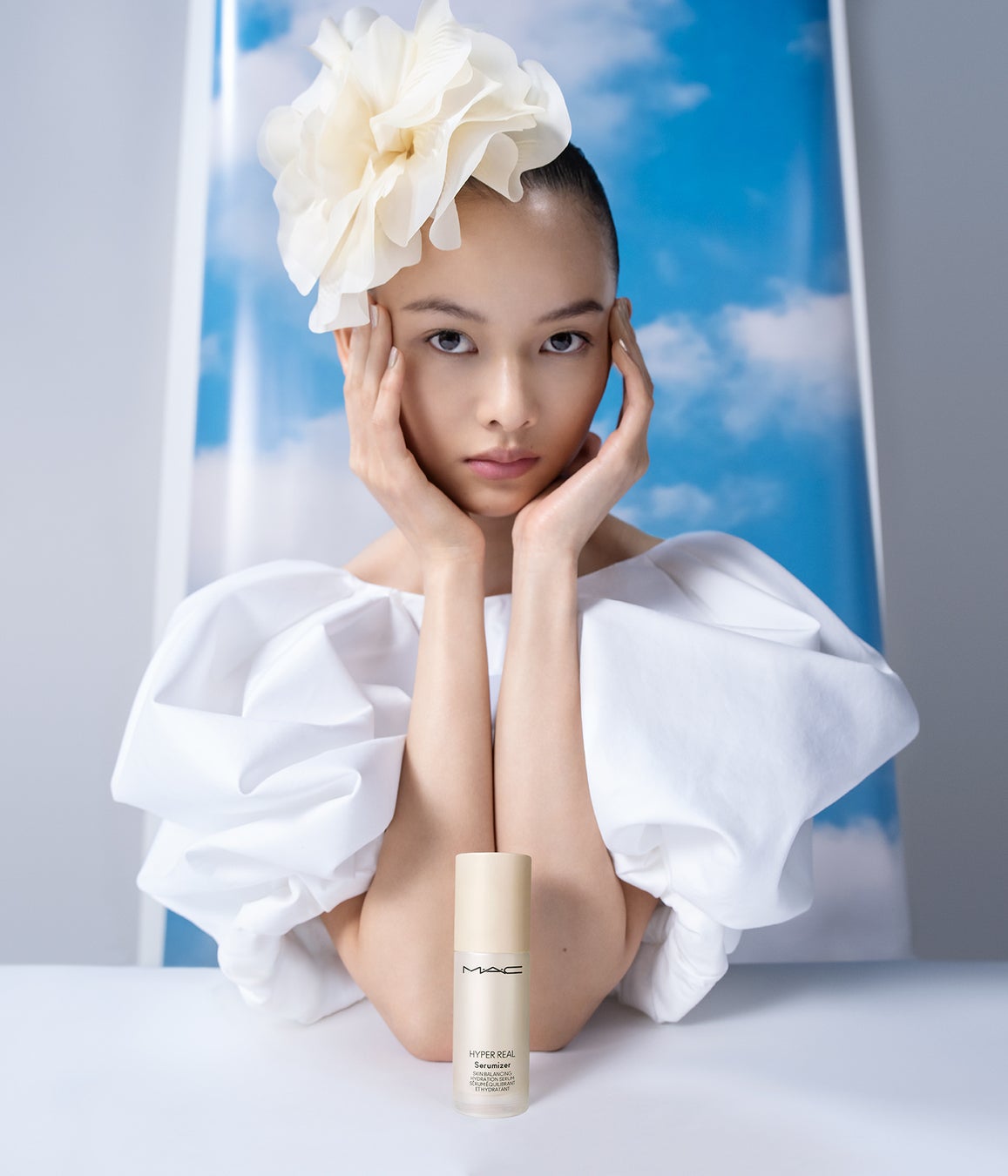 【M·A·C 】様々な肌に触れ、メイク最前線をリードするM·A·Cメイクアップアーティストからの支持を獲得したスキンケアライン ハイパー リアル コレクションが、2023年1月5日新発売のサブ画像1