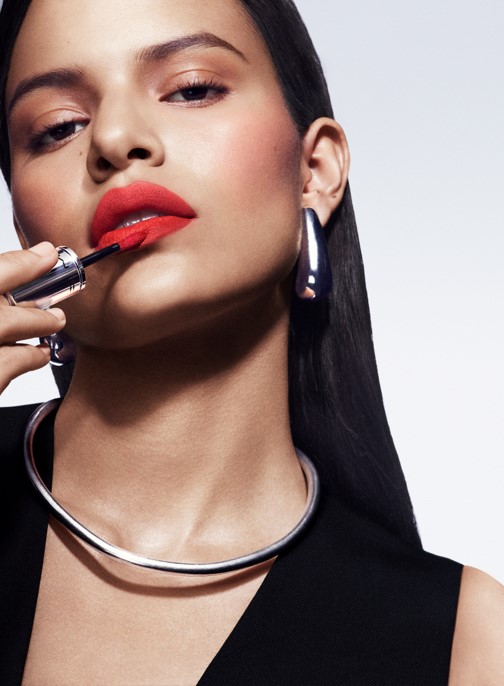 【M・A・C】M・A・C初！キスプルーフ＆マスクフレンドリーで、​鮮やかな発色と心地よい付けごこちが続くリキッド リップカラー「ロックド キス インク リップカラー」が新発売 のメイン画像