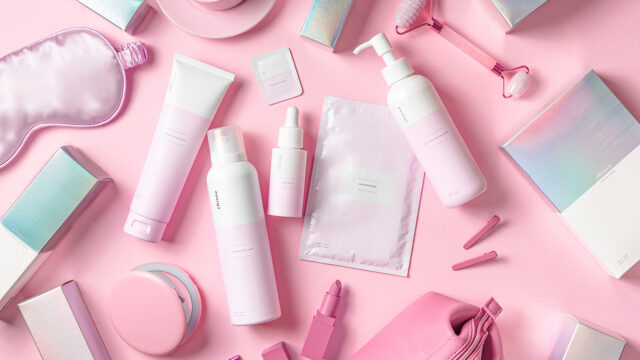 ブランド初！美容皮膚科医監修のドクターズコスメブランド『chione』が初のポップアップストアを渋谷スクランブルスクエアにて開催。新商品先行発売や福袋も！のメイン画像