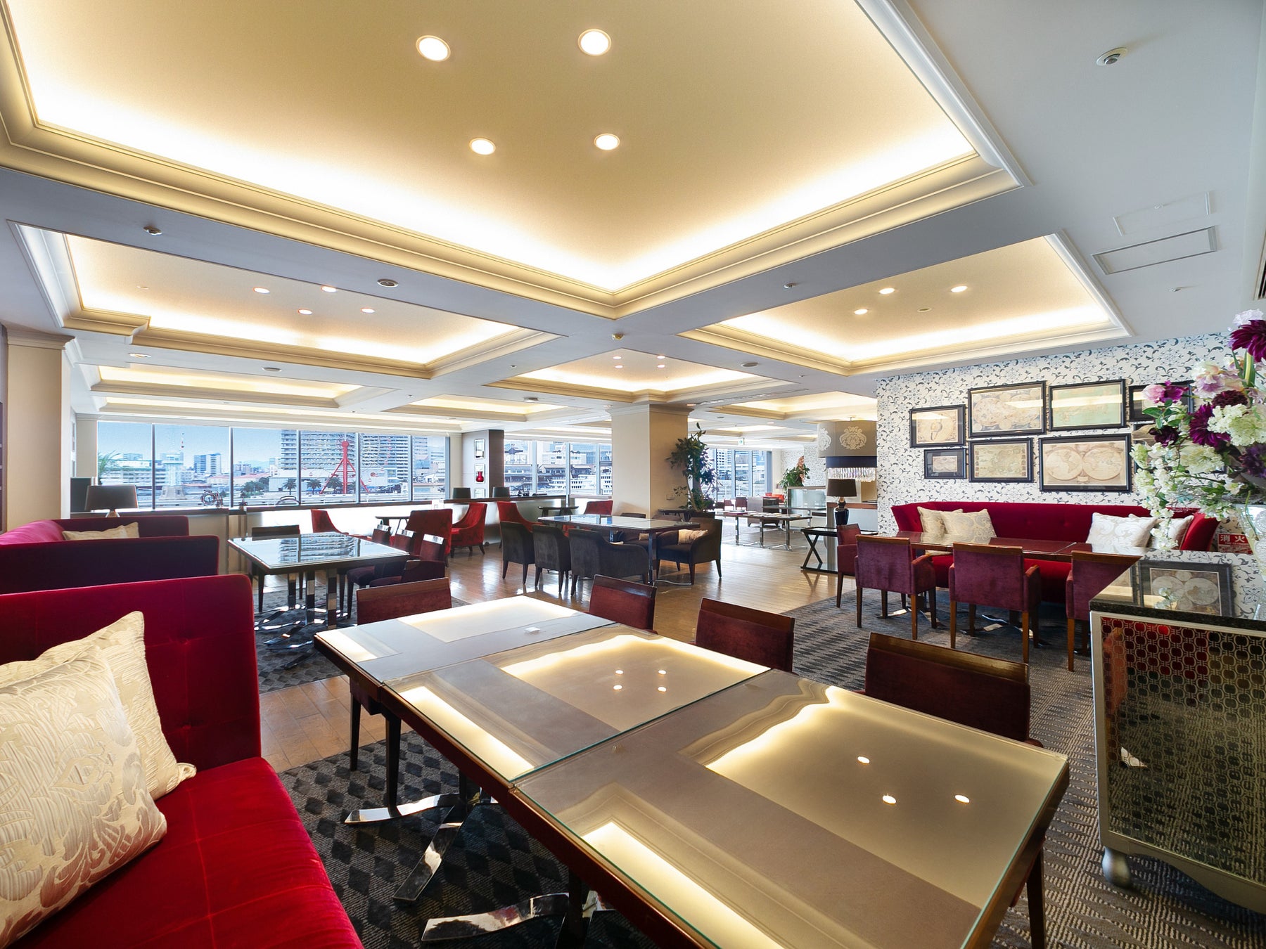 【神戸メリケンパークオリエンタルホテル】心身を癒す至福のインルームトリートメント付「リトリートステイKOBE春夏」「エグゼクティブルーム」宿泊者限定プランとして1日2室限定で販売開始のサブ画像5_エグゼクティブラウンジ