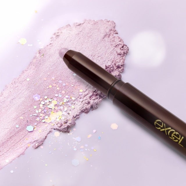 【2023年2月14日】メイクアップブランド『エクセル』から、なめらかで高密着なスティックタイプの大ヒットアイシャドウ オンライン限定色 発売のサブ画像1
