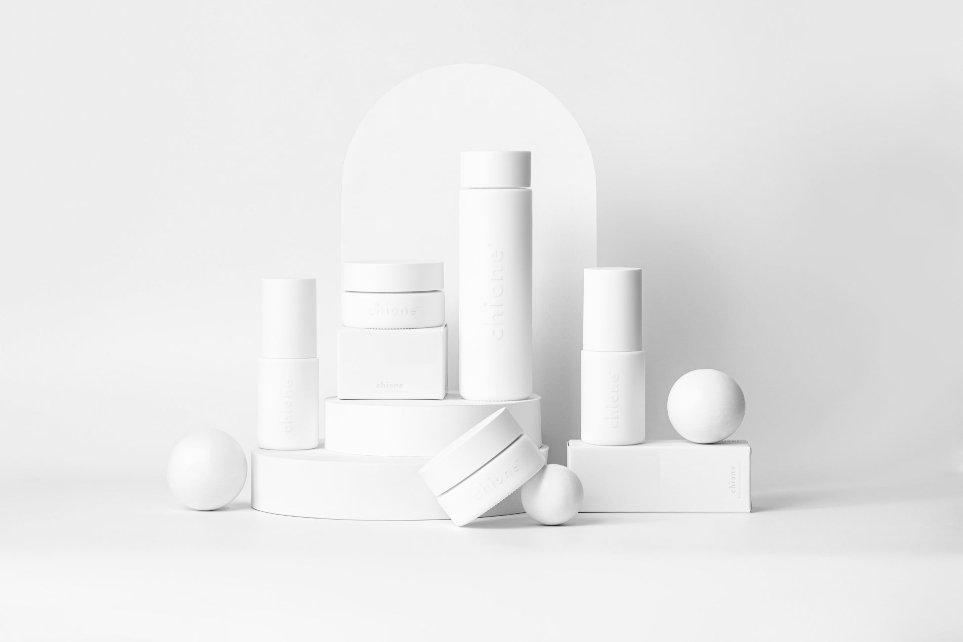 2月1日（水）新発売。ドクターズコスメ『chione（キオネー）』から”美白ケア”新シリーズが登場。のサブ画像1