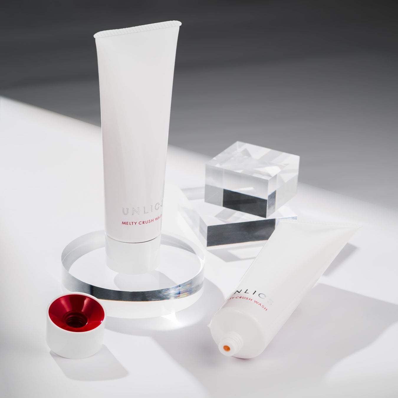 男性の肌悩みと肌特徴にフォーカスした「UNLICS（アンリクス）」よりまろやかスクラブ洗顔ジェル「メルティクラッシュウォッシュ」 2月2日（木）新発売。のサブ画像2