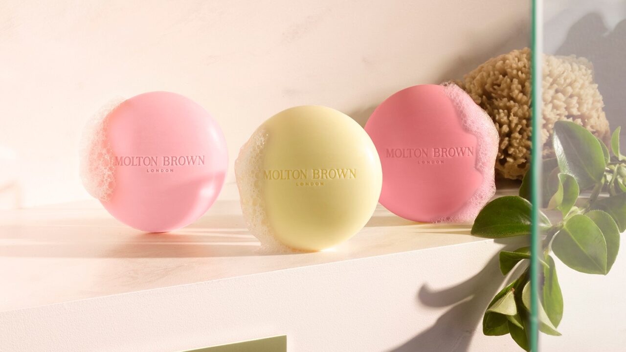 アイコニックな香りがサステナブルな固形ソープに　パフュームソープ コレクション　3品種　2023年6月9日（金）発売のメイン画像