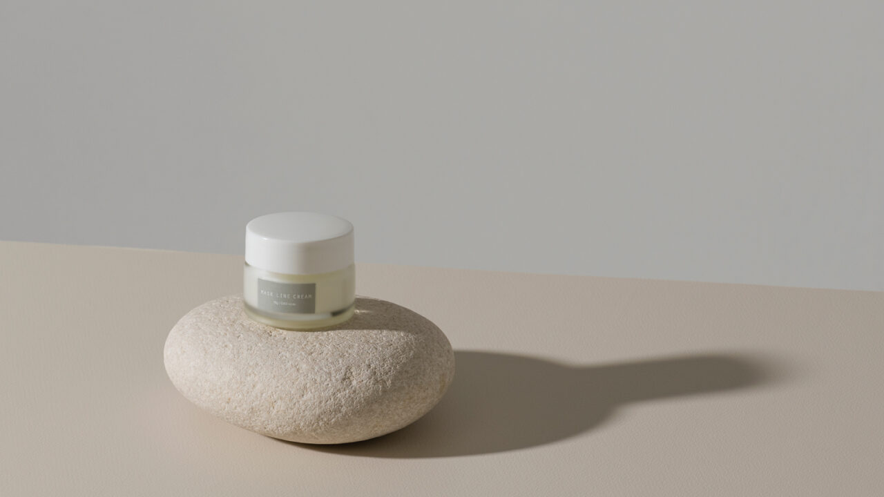 OSAJI（オサジ）より、口まわりの肌にうるおいとツヤをもたらす「マスクライン クリーム」が2023年4月28日（金）発売のメイン画像