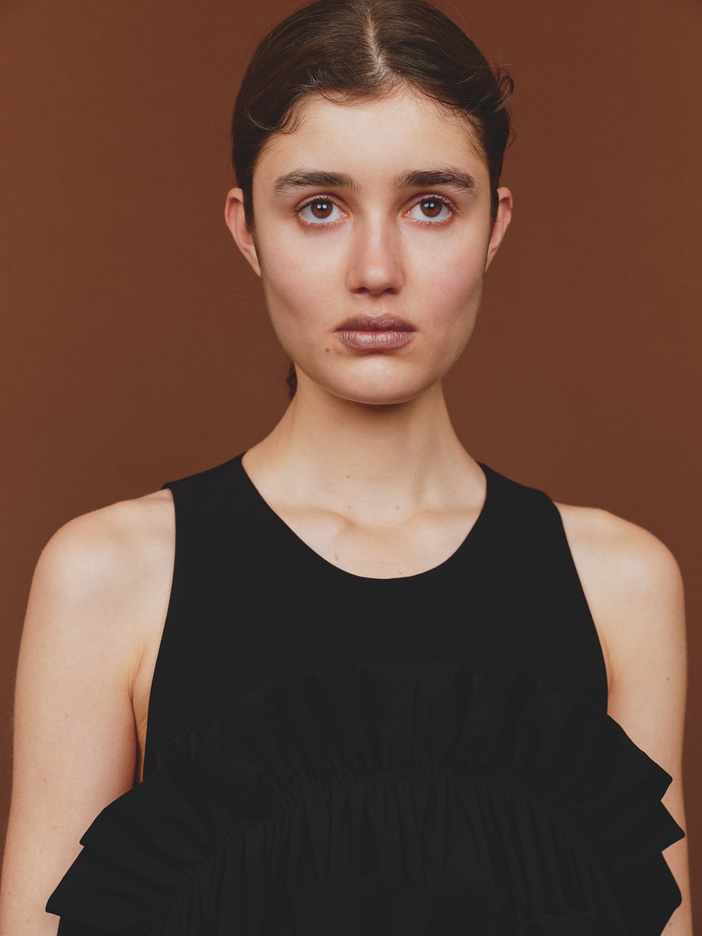 コスメブランド「uneven」から、ブランドイメージを一新する