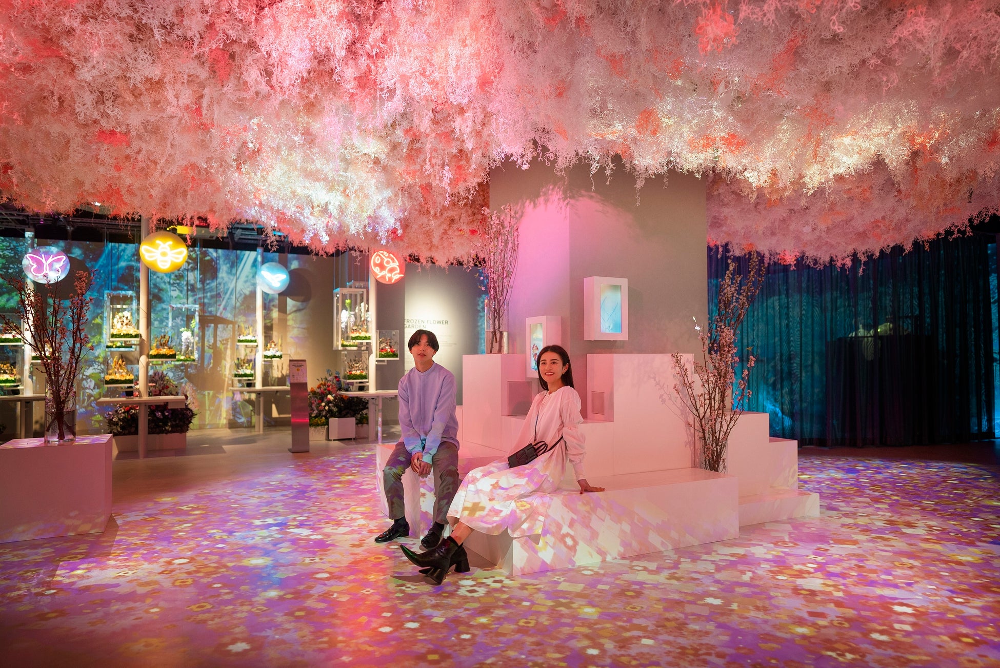 「NAKED FLOWERS FOR YOU」、会期満了を控えフィナーレへのサブ画像1