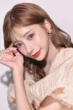 【明日花キララ】プロデュースのコスメブランド『PETALO』の広告が都内3箇所に出現！のサブ画像6