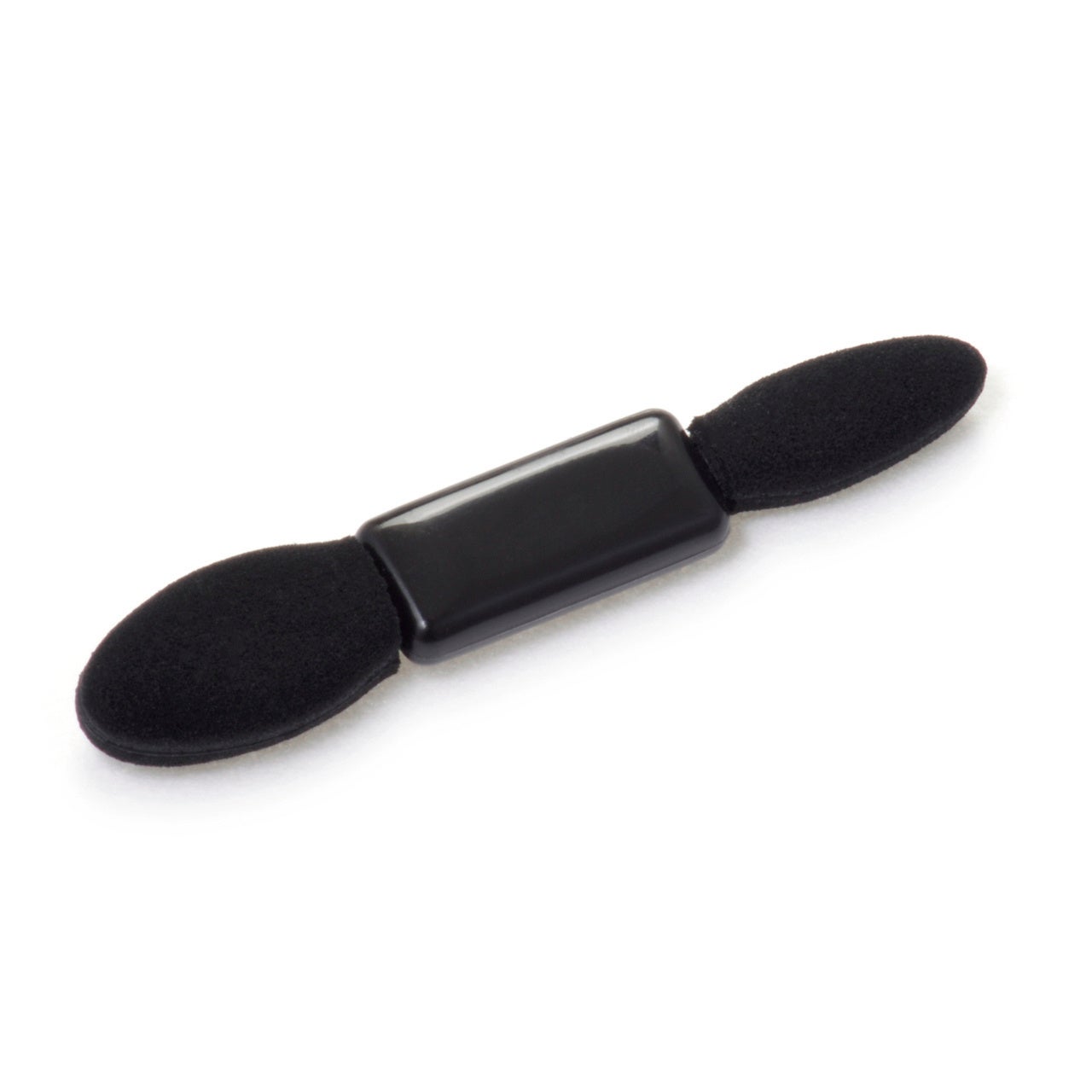 【キャンメイク】濡れツヤ３色シャドウからイエベ・ブルベにとらわれずに使える２色が登場！自眉の色をしっかりコーティングできる高発色眉マスカラの新色も５月下旬に同時発売のサブ画像3_なめらかで上質な ダブルエンドチップ