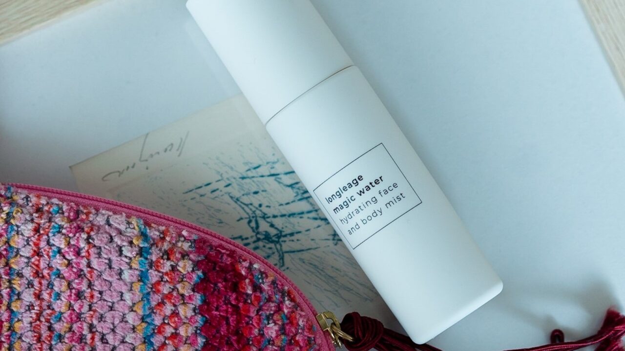 マニキュアリストが出会った保湿ミスト化粧水「マジックウォーター50mL」。旅先や外出など携帯に便利なコンパクトサイズが新発売。のメイン画像