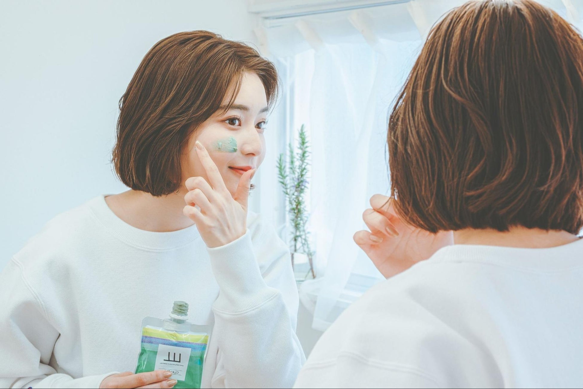 5万人の声*から誕生した、毛穴悩みにアプローチするZ世代向けのシェアコスメ「LLL（スリール）」が新発売！のサブ画像1