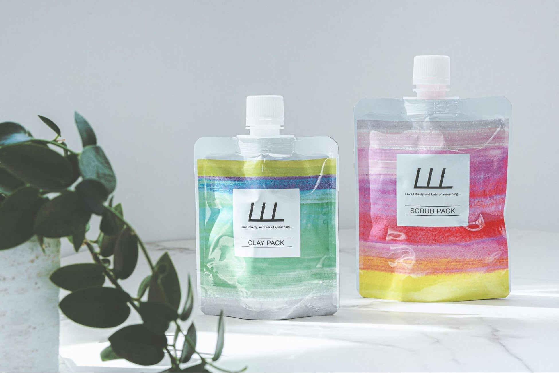 5万人の声*から誕生した、毛穴悩みにアプローチするZ世代向けのシェアコスメ「LLL（スリール）」が新発売！のサブ画像2