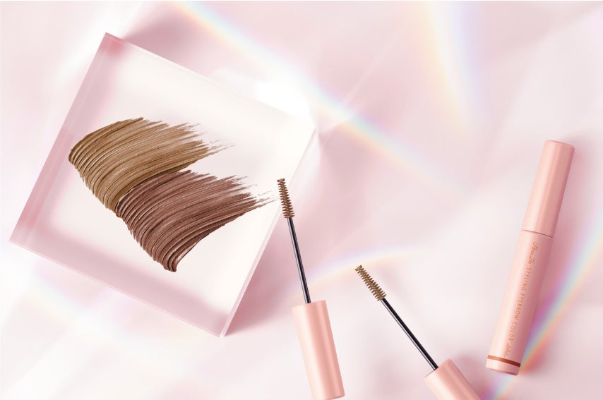 眉も、髪と同じように「スタイリング」する時代へ。ヘアスタイリング成分（※1）配合。抜群のセット力としなやかな質感が両立。毛流れを自在に操る“次世代”眉マスカラが登場。のサブ画像1_パラドゥ　スタイリングアイブロウカラー＜全2色＞（イメージ）