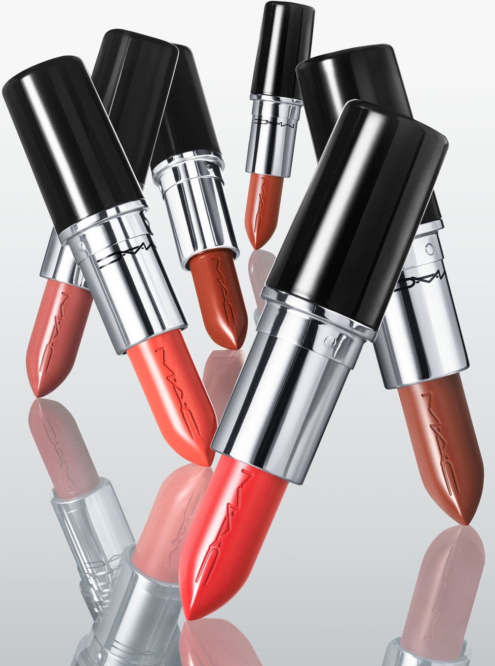 【M·A·C】肌にすっとなじむドレスアップリップ、ラスターガラス リップスティックから新6色登場のサブ画像2