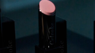 【Celvoke】なめらかなつけ心地でシースルー発色のティントリップバーム“アラウズ リップス”08番アイリスがセルヴォーク公式オンラインストアにて予約初日で完売！のメイン画像