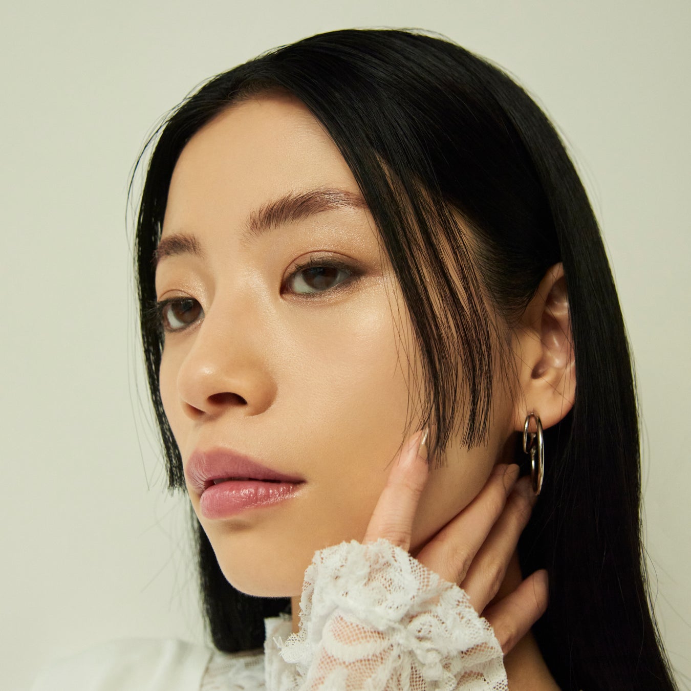 【Celvoke】なめらかなつけ心地でシースルー発色のティントリップバーム“アラウズ リップス”08番アイリスがセルヴォーク公式オンラインストアにて予約初日で完売！のサブ画像3