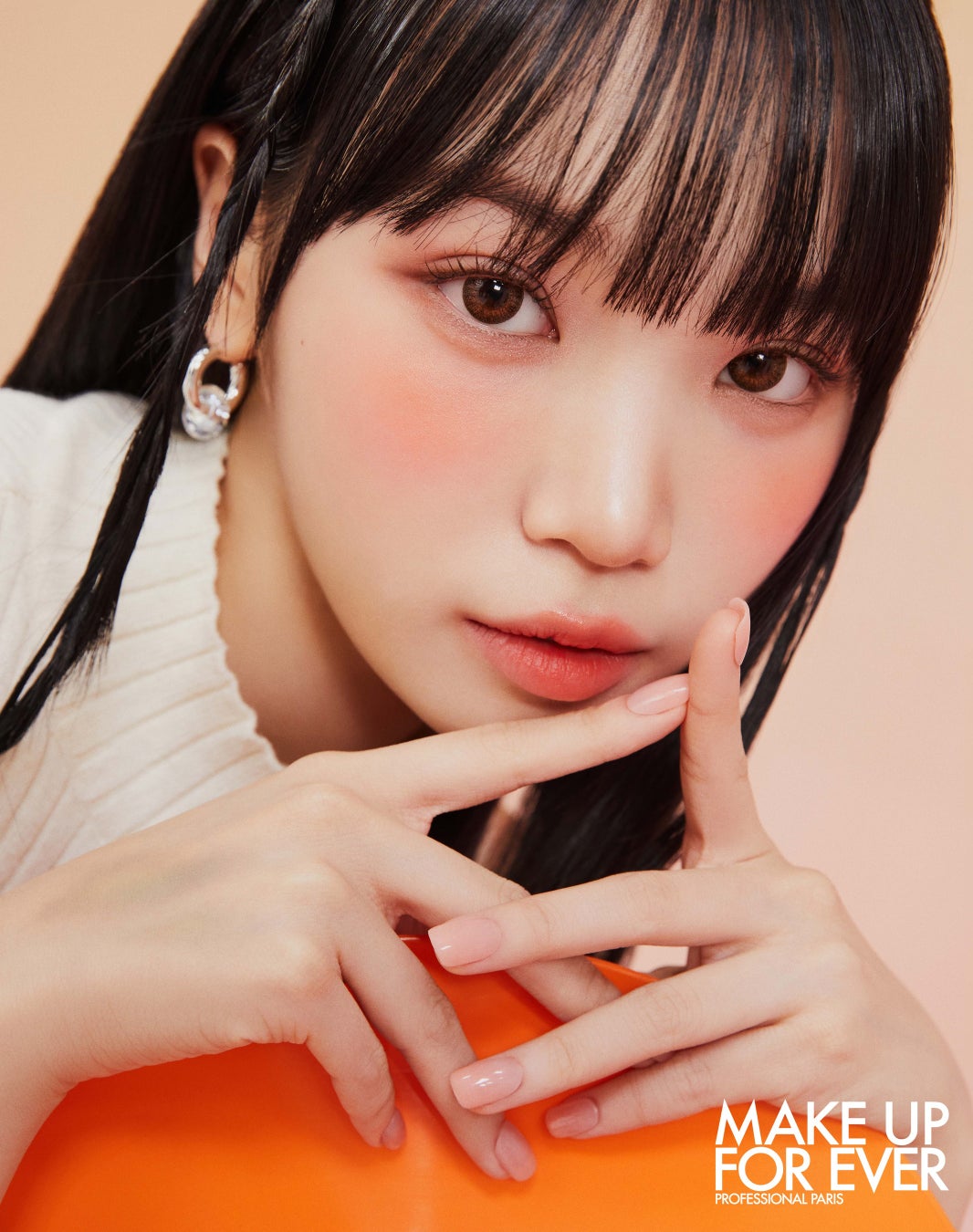 メイクアップフォーエバー ジャパンアンバサダーLE SSERAFIM（ル セラフィム）KIM CHAEWON　肌に溶け込むようになじみ美しさが長時間続く、新発売のフェイスカラーで愛らしい新ルックを披露のサブ画像4