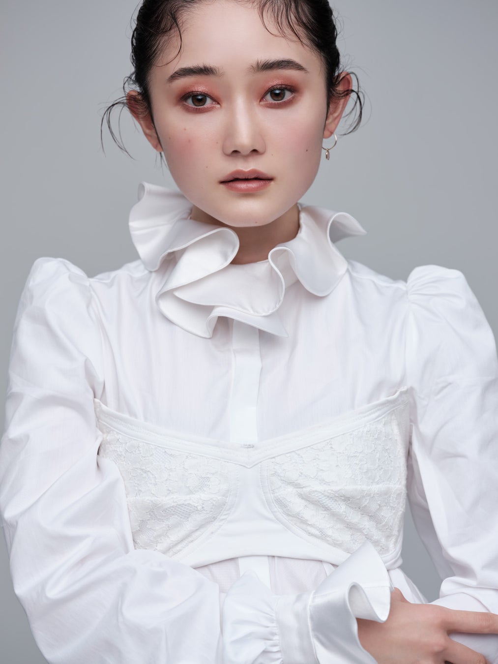 咲き誇る花々の彩りで艶やかな目もとに日本発アイカラーパレットのサブ画像6