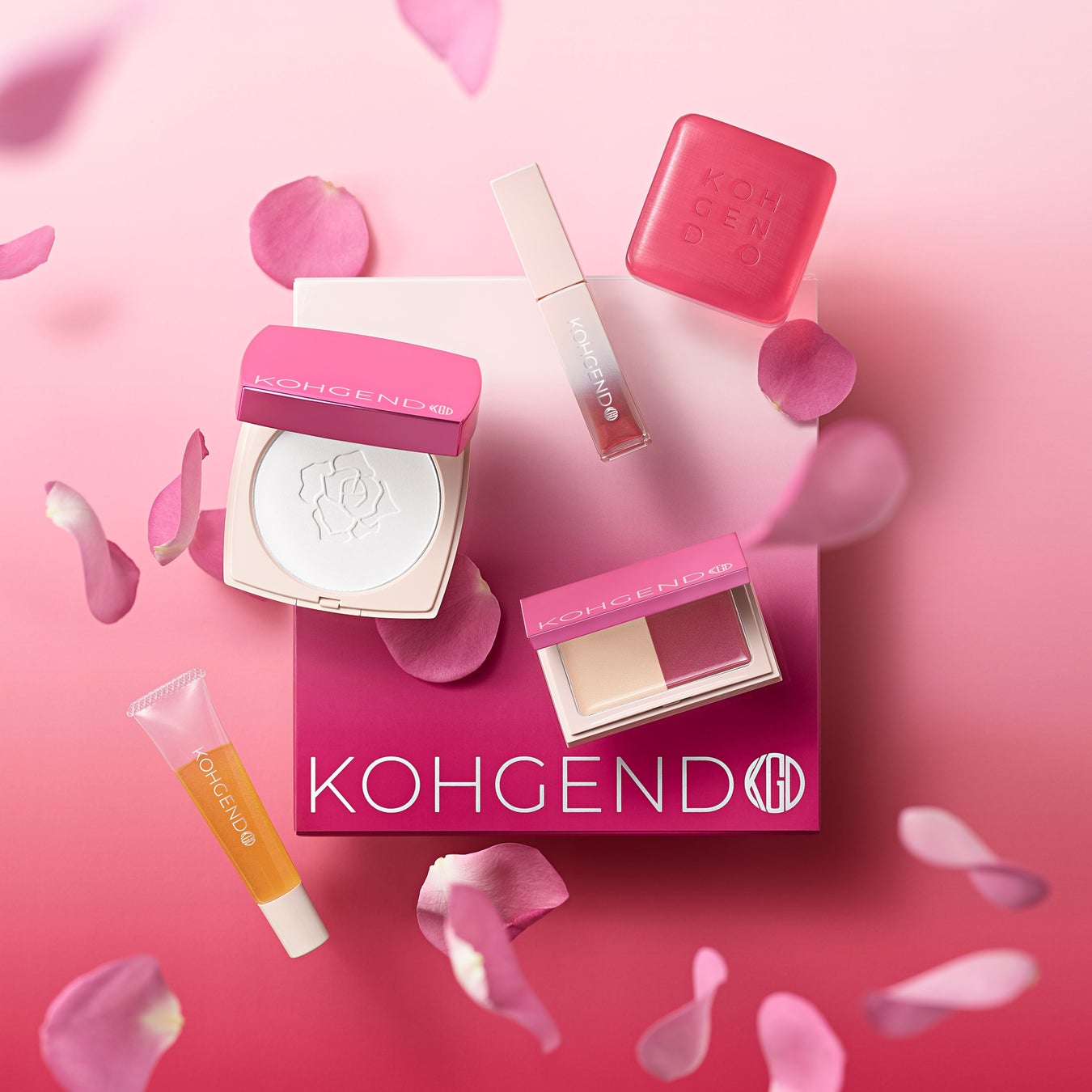 Koh Gen Do ホリデーコレクション2023　開けた瞬間、多幸感あふれるギフトボックス。進化したスキンケアとキレイを叶えるメイクアイテムのセットを2023年10月25日（水）より発売！のサブ画像1