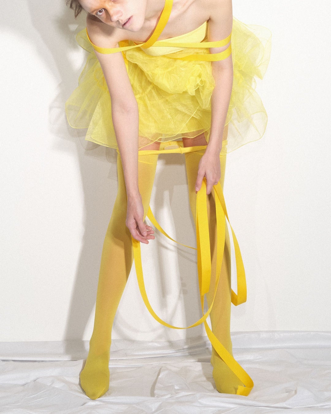 【7月27日（木）】コスメブランド「uneven」より、マルチスティック２色が発売。待望の再販、大人気カラーの「illuminated gold」&限定カラーより定番となった「golden glow」のサブ画像1