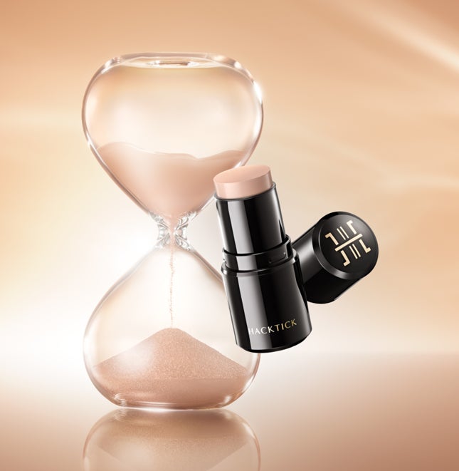 たった10秒*¹でプロ級の仕上がりを叶える１本５役のスティックファンデーション『ハックティック』新発売のサブ画像2