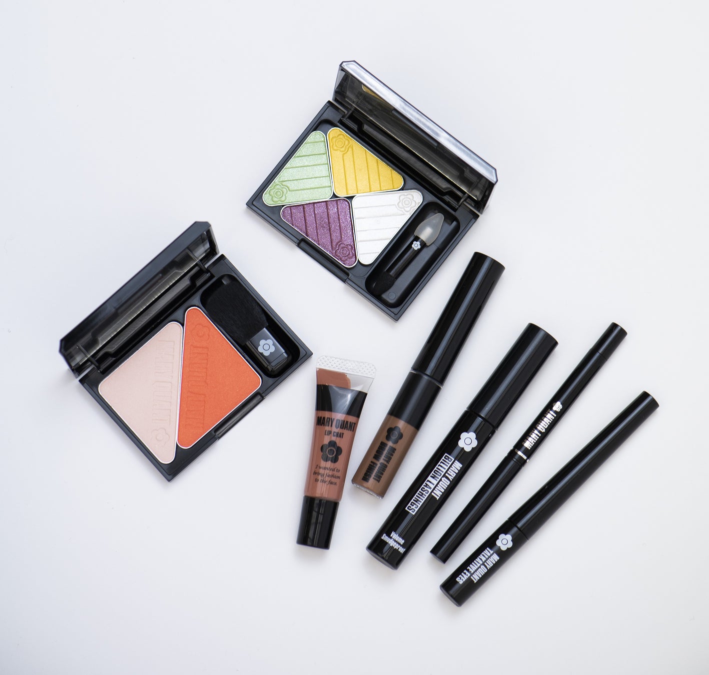 2023年夏の野外フェスは、ビジュー＆デイジーがポイントのシールメイクで視線を独り占め！マリークヮント流「お目立ちメイク」HOW TO動画公開のサブ画像3