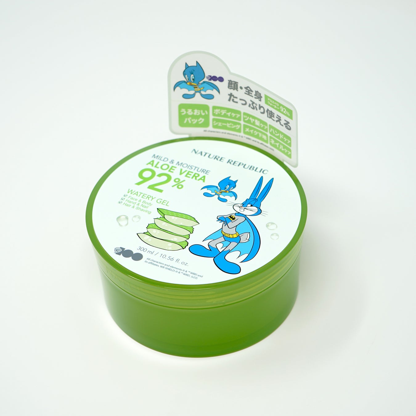 ネイチャーリパブリックのアロエジェルに、バットマンのコスチュームを身に着けたトゥイーティーとバッグス・バニーが！PLAZA・MINiPLA限定の『LOONEY TUNES』コラボデザインが登場のサブ画像1_マイルド＆モイスチャー アロエジェル ルーニー・テューンズコラボパッケージ