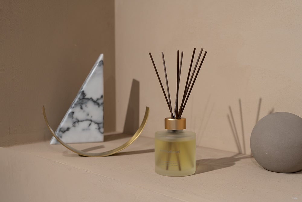 人気の『金木犀』シリーズがリニューアルして8月9日より限定発売！ノスタルジックな雰囲気の金木犀-キンモクセイ-の香りを堪能できる香水やインセンスなど、全12のラインナップ＜生活の木＞のサブ画像2