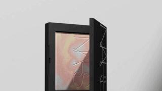 本日より予約開始！ NARS「ライトリフレクティング プリズマティックパウダー」のメイン画像