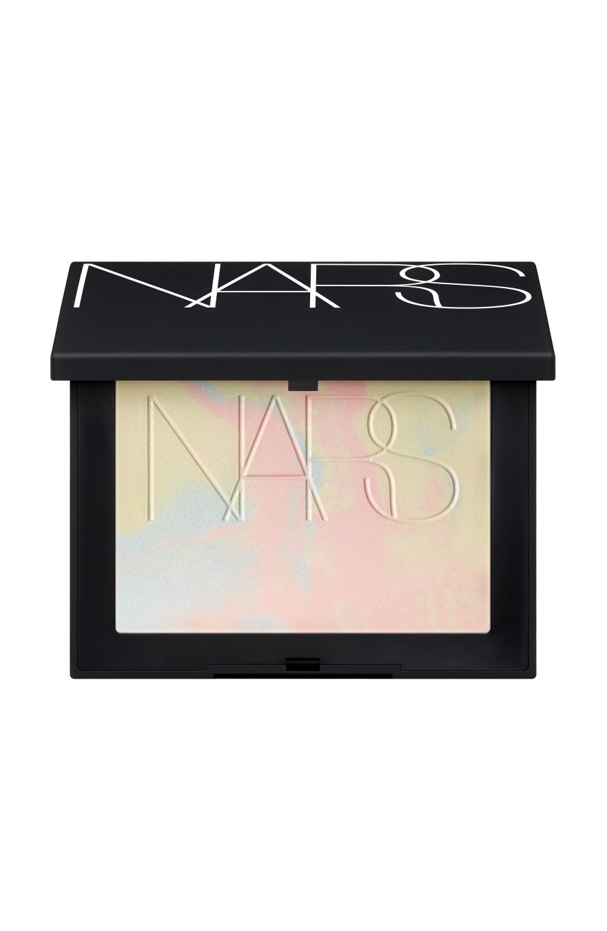 本日より予約開始！ NARS「ライトリフレクティング プリズマティックパウダー」のサブ画像3